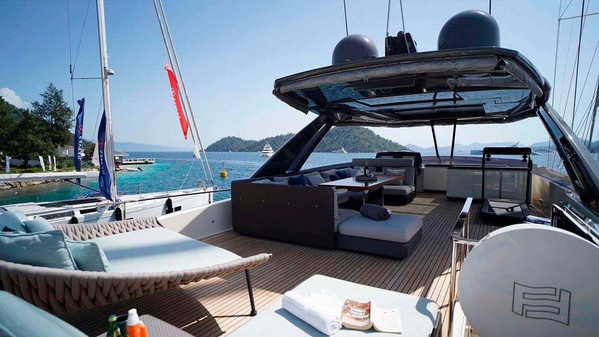 Аренда моторной яхты Ferretti 850 Shero в Турции